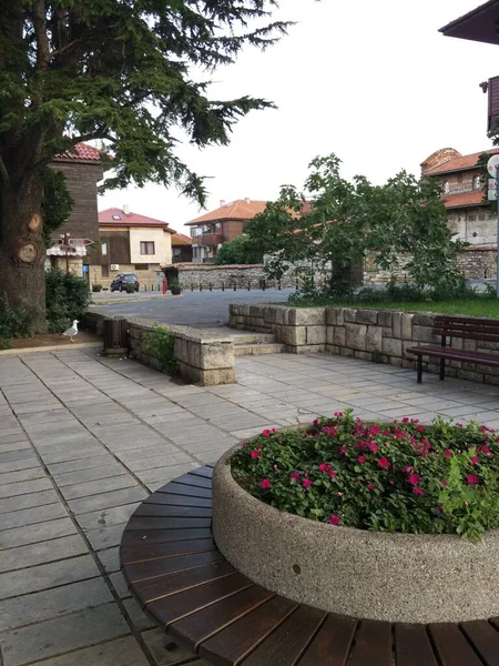 Eski Nessebar Bulgaristan 'daki eski ahşap bank