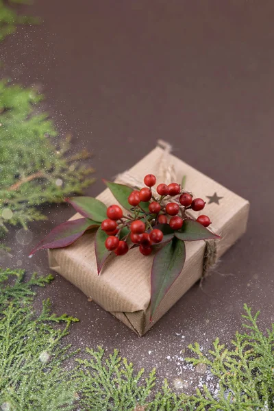 Christmas Tree Closeup Gift Box Decorations Card Christmas Greetings — Stock Photo, Image