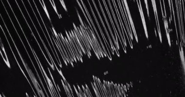 Albüm kapakları için polietilen paketlemenin, CD, vinil ve kare modellemelerin büyüleyici olanaklarını keşfedin. Görsel olarak çarpıcı CD veya vinil albüm kapakları oluşturmak için dokuyu üst üste koy