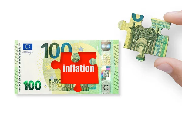 金融危机和衰退的概念 100欧元纸币 白色背景 通货膨胀 — 图库照片