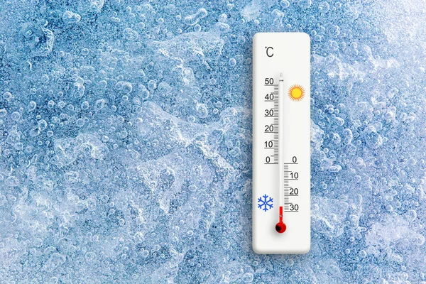 Top View Natural Ice Texture Celsius Scale Thermometer Ambient Temperature — Stock Photo, Image