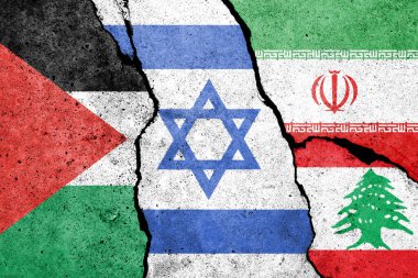 Beton duvara Filistin, İsrail, İran ve Lübnan bayrağı çizildi. Gazze ve İsrail çatışması. Terörist örgütler hezbollah ve hamas