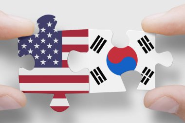 ABD ve Güney Kore bayraklarından yapboz. 