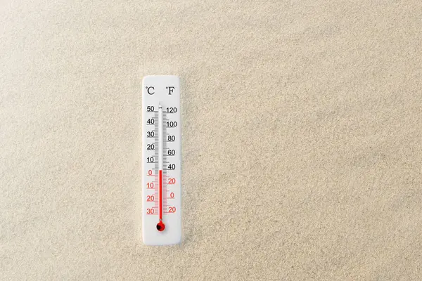 Celsius Fahrenheit Scale Thermometer Sand Ambient Temperature Degrees — Stockfoto
