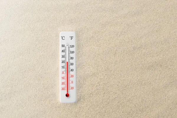 Celsius Fahrenheit Scale Thermometer Sand Ambient Temperature Degrees — Stock Photo, Image