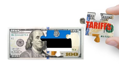 Beyaz arka planda 100 dolar izole edilmiş. Amerika Birleşik Devletleri ve Estonya ticaret, gümrük vergileri, görev savaşı 