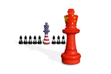 ABD ve Çin bayraklarından yapılan satranç, TRAD SAVAŞ sözcüğüyle beyaz bir zemin çiziyor. Ticaret, görev, gümrük krizi