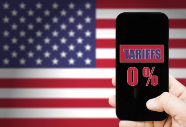 TARIFFS sözcüğüyle telefon. Ticaret, görev, gümrük ve gümrük vergisi savaşı