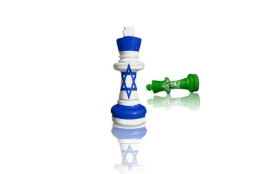 İsrail ve Hamas bayraklarından yapılan satranç