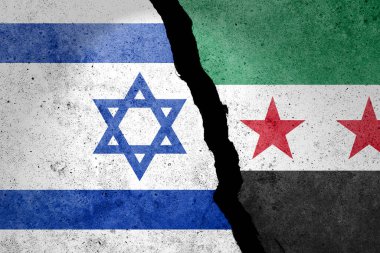 İsrail ve Suriye 'nin bayrakları beton duvarda. 