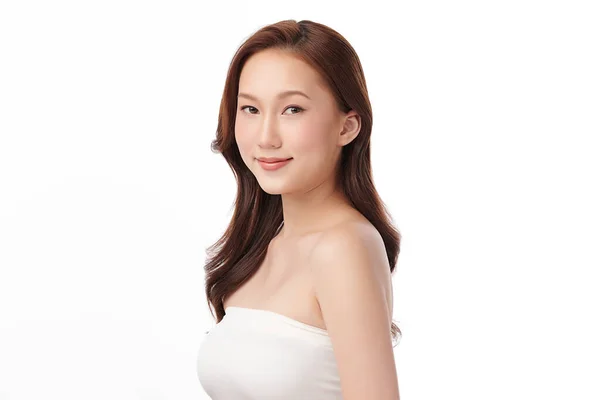 Όμορφη Νεαρή Ασιάτισσα Γυναίκα Καθαρό Φρέσκο Δέρμα Λευκό Φόντο Περιποίηση — Φωτογραφία Αρχείου