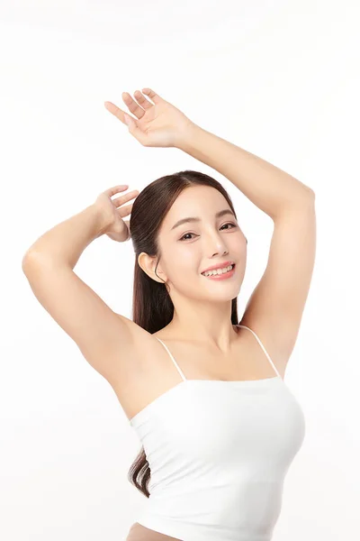 Mulher Asiática Bonita Levantando Mãos Para Mostrar Axilas Limpas Higiênicas — Fotografia de Stock