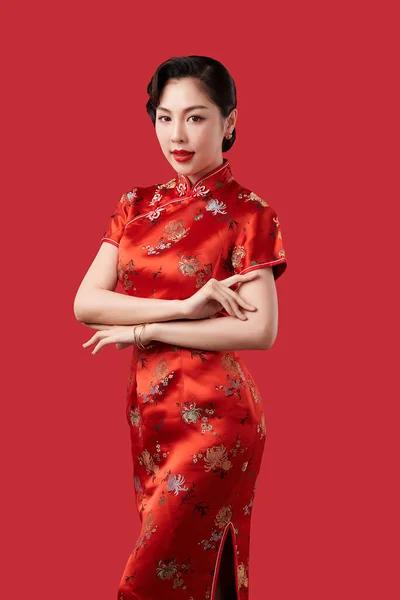 Femme Chinoise Asiatique Robe Traditionnelle Sur Fond Rouge Nouvel Chinois — Photo