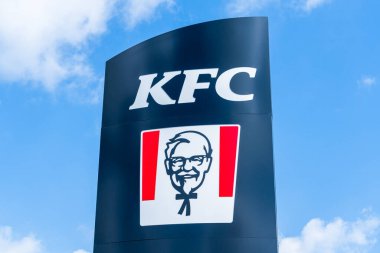 Norwich, İngiltere 25 Temmuz 2025 ABD 'nin çok uluslu fast food restoran zinciri.