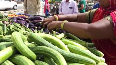 Bir markette taze sebze