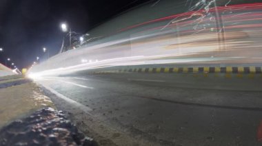 Şehirdeki trafik gece vakti sıçradı 