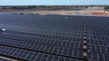 Güneş paneli, güneş enerjisi, alternatif enerji, güneş panelleri, temiz enerji