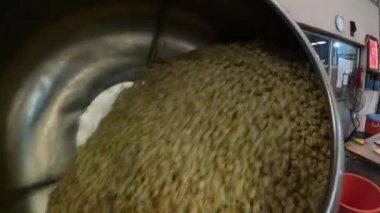 Pirinç üretimi, Tayland 'da pirinç üretim fabrikası
