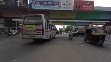 Indira Çemberi Köprü üstü Akşam Manzarası Rajkot Gujarat Hindistan