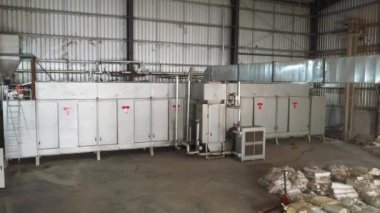 Petrol ürünleri üretimi. üretim ve petrol ürünleri fabrikası.