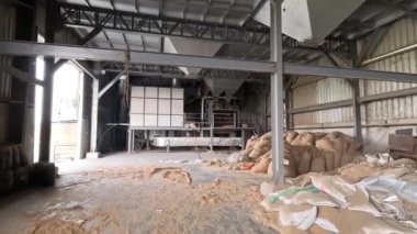 Aşınma evindeki yiyeceklerin hammaddesi. 