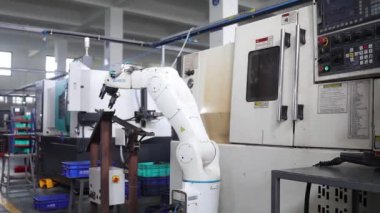 Robot fabrikası, robot kolu üretimi için bir makine..