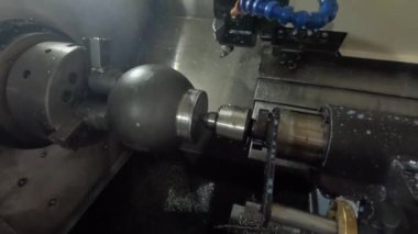 Metal ve metalle çeliği kesme işlemi