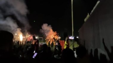Şehirdeki insanlar