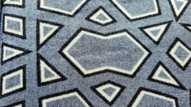 Halı ve Halı tasarımı sıkıntılı desen ve modern renklerle