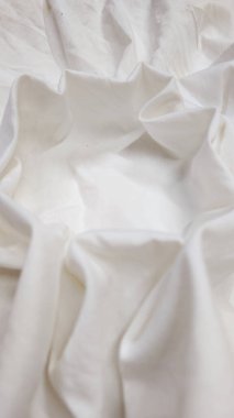 doku, arkaplan, desen. Beyaz kumaş ipeği. Bu beyaz ve yumuşak. Bu, pastel beyaz rengin hassas bir baskısı. için