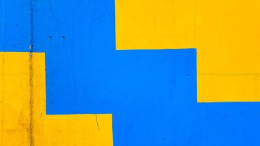 Mavi arkaplanda sarı Ukrayna bayrağı.