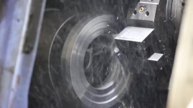 Bir arabanın kapanışı.