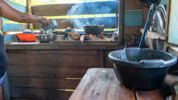 Stock image Lifestyle of Native population of Central America on the Caribbean coast cooking