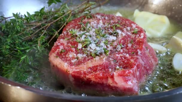Cooking Steak Cast Iron Pan Kitchen Home Cook Puts Butter — Vídeo de Stock