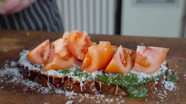 Preparing Food Kitchen Vegetarian Sandwich Male Chef Add Cucumbers Sandwich – Stock-video
