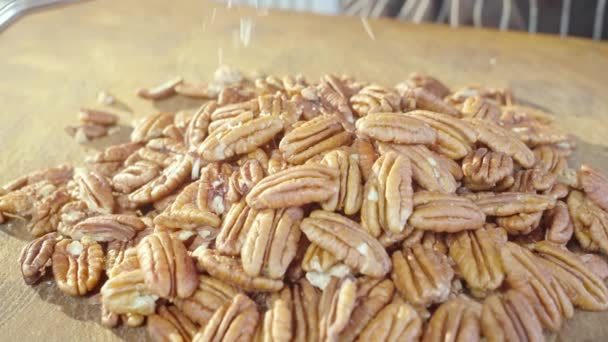 Grating Pecans Pecan Spice Slow Motion Video Spices Fall Slowly — Αρχείο Βίντεο