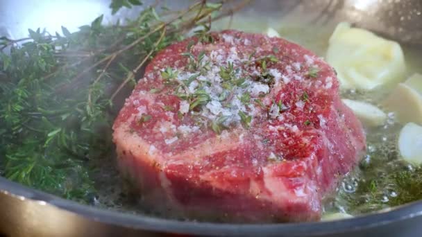 Cooking Steak Cast Iron Pan Kitchen Home Cook Puts Butter — Wideo stockowe