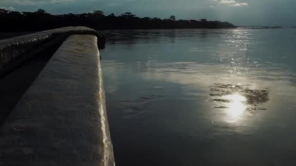 Temprano Mañana Amanecer Barco Flota Por Río Napo Ecuador Junto — Vídeo de stock