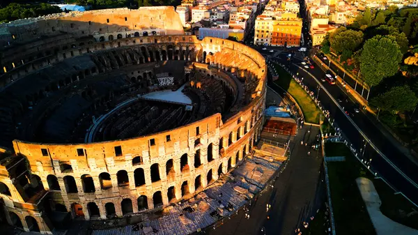 Zonsondergang Silhouet Van Het Colosseum Een Majestueus Oud Amfitheater Uitstralen — Stockfoto