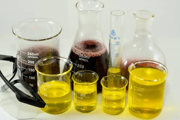 Cairo Egypt October 2022 Laboratory Set Glassware Graduated Cylinder Boiling — Stock Photo, Image
