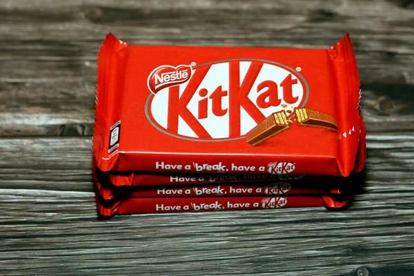 Cairo Egito Novembro 2022 Kitkat Uma Confecção Barra Bolacha Coberta — Fotografia de Stock