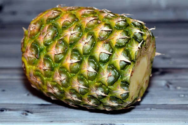 Die Ananas Ananas Comosus Eine Tropische Pflanze Mit Einer Essbaren — Stockfoto