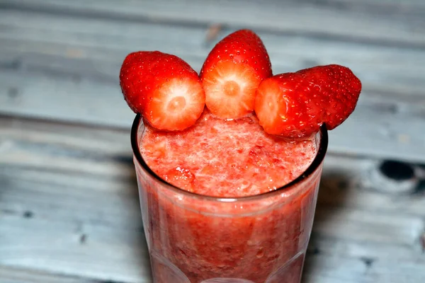 Fresh Strawberry Fruit Juice Garden Strawberry Widely Grown Hybrid Species — Stock Photo, Image