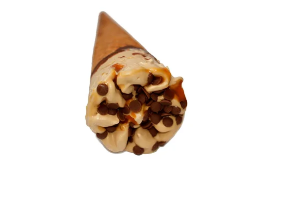 Sorvete Chocolate Cacau Cone Baunilha Com Cobertura Pedaços Chips Chocolate — Fotografia de Stock