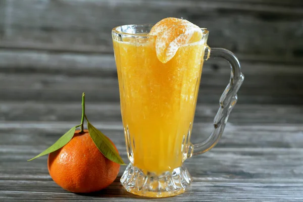 Tangerine Juice, The mandarin orange (Citrus reticulata), also known as the mandarin or mandarine, a small citrus tree fruit. Treated as a distinct species of orange, Tangerine Citrus tangerina fruit