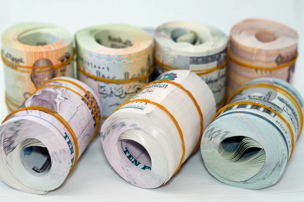 Antecedentes Paquetes Rollos Billetes Efectivo Moneda Egipcia Enrollados Con Bandas —  Fotos de Stock