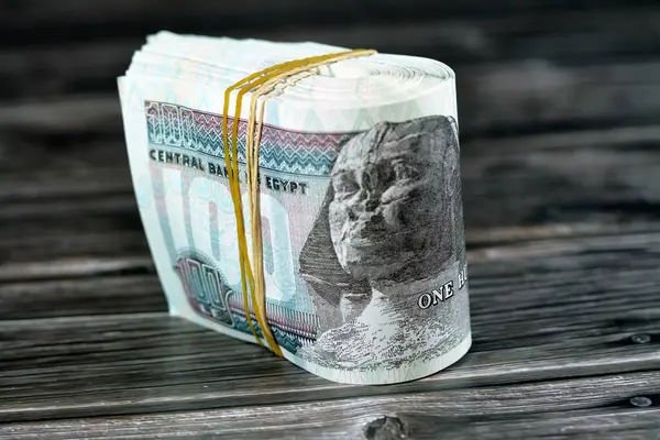 Doblado 100 Egp Cien Libras Egipcias Billetes Dinero Efectivo Rodado —  Fotos de Stock