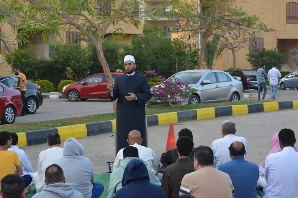 Cairo Egypt April 2023 Проповідник Мечеті Імам Виконує Eid Fetr — стокове фото