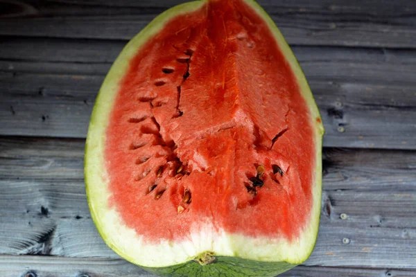 Een Kwart Watermeloen Fruit Gesneden Stuk Met Zaden Zijn Groene — Stockfoto
