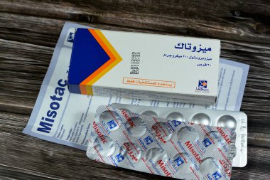 Kahire, Mısır, 3 Mayıs 2023: Sigma 'nın hastane kullanımı için hazırladığı 200 mcg' lik Misoprostol, sentetik prostaglandin, mide tedavisi, duodenal ülser, doğum sancısı ve kürtaja neden olur.